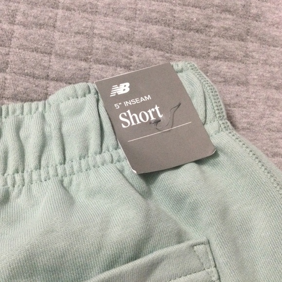 New Balance Sport Essentials French Terry Shorts 5 Inch Inseam Men’s Salt Marsh - Picture 3 of 7